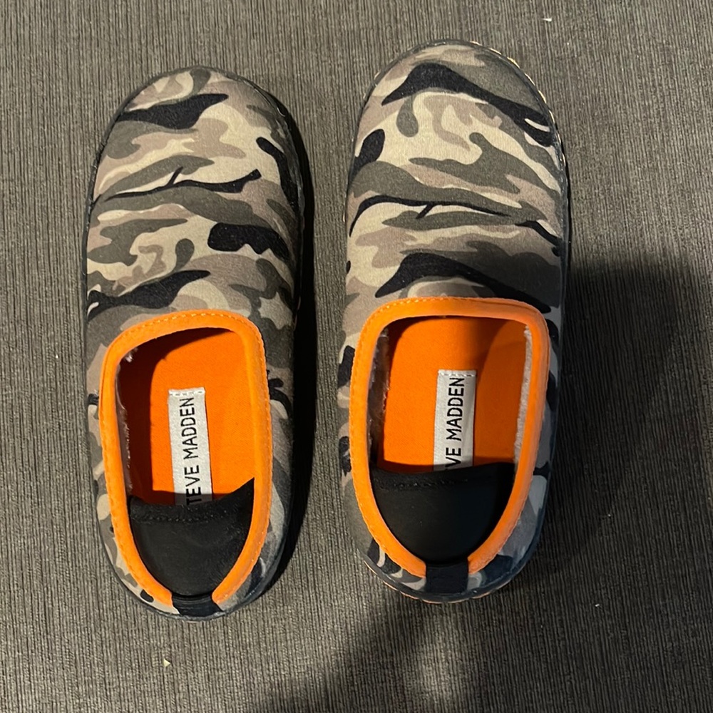 Boy’s Slippers